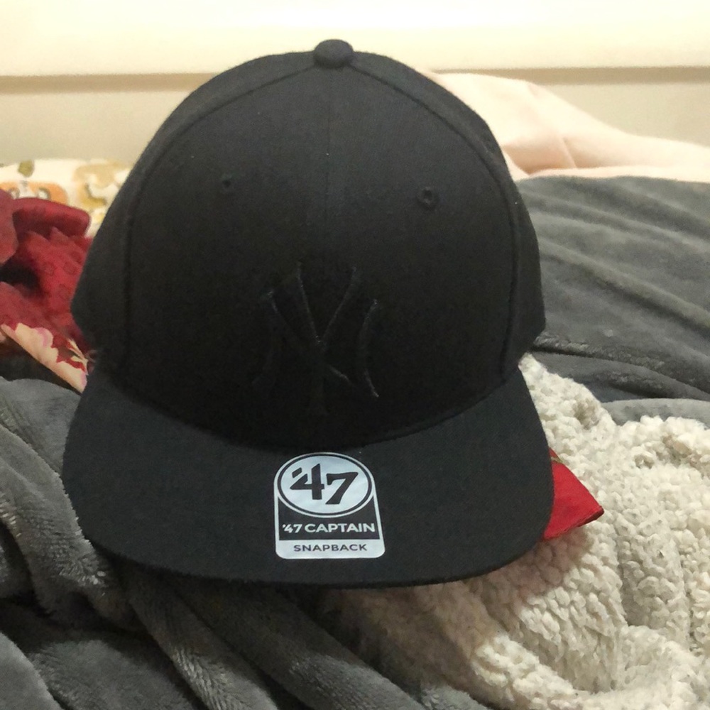 New York hat with custom embroidery